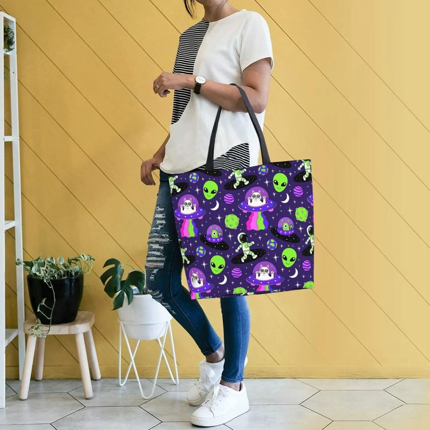 Black Skulls and Roses Reusable Grocery bags Big Capacity Shopping Bag Canvas Shoulder Tote Handbag for Women Girls