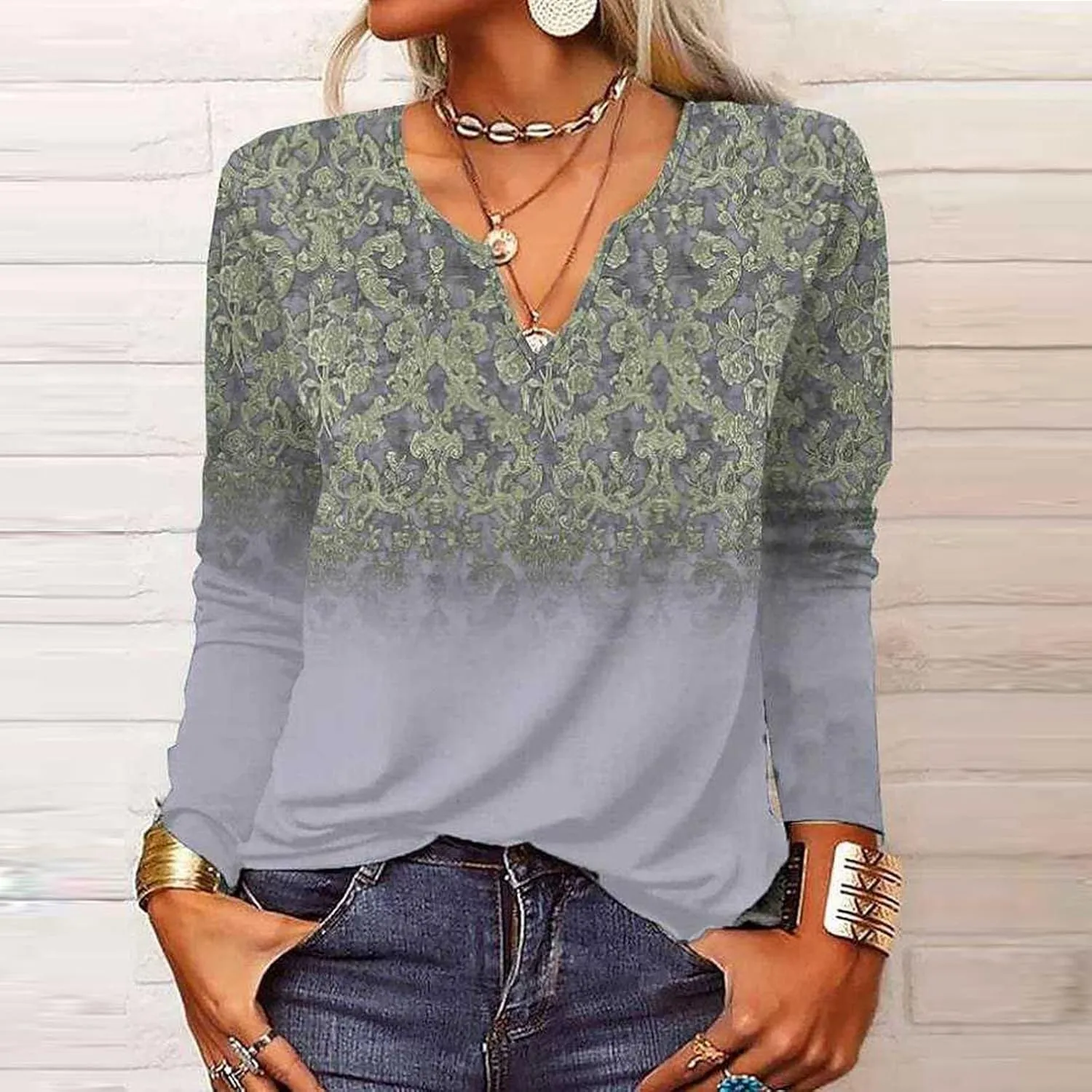 Classic Oversized School Tops for Women Three Quarter Sleeve Summer Floral Softest Tee Thin V Neck Relaxed