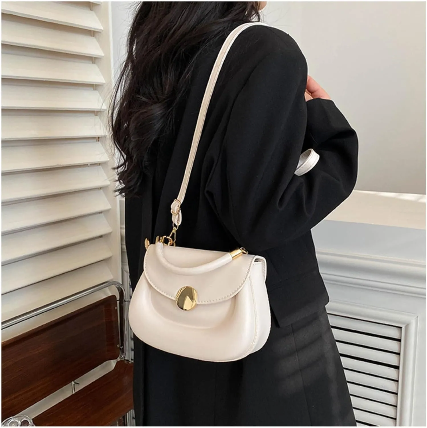Crossbody Purse for Women Small Crossbody Bags Trendy Leather with Adjustable Shoulder Strap for Backpack Travel