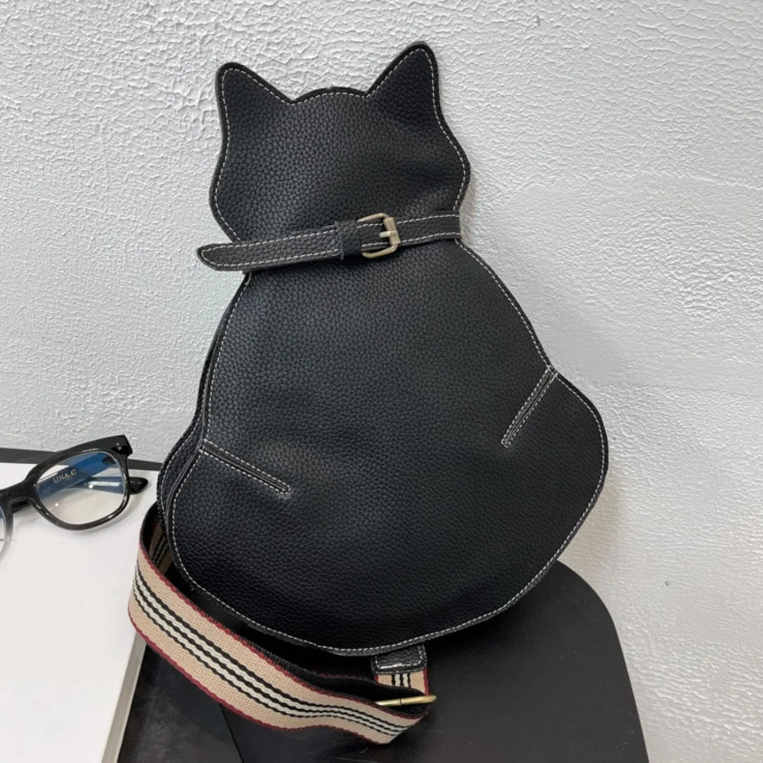 Cute Cat Bags New Personality One Shoulder Messenger Bags Fashion Chest Bag Geographic Messenger Bag (Black, One Size)