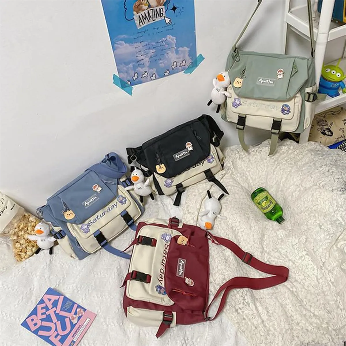 Cute Messenger Bag Y2K Aesthetic Crossbody Bags Kawaii Messenger Bags Shoulder Tote Purse for Womens