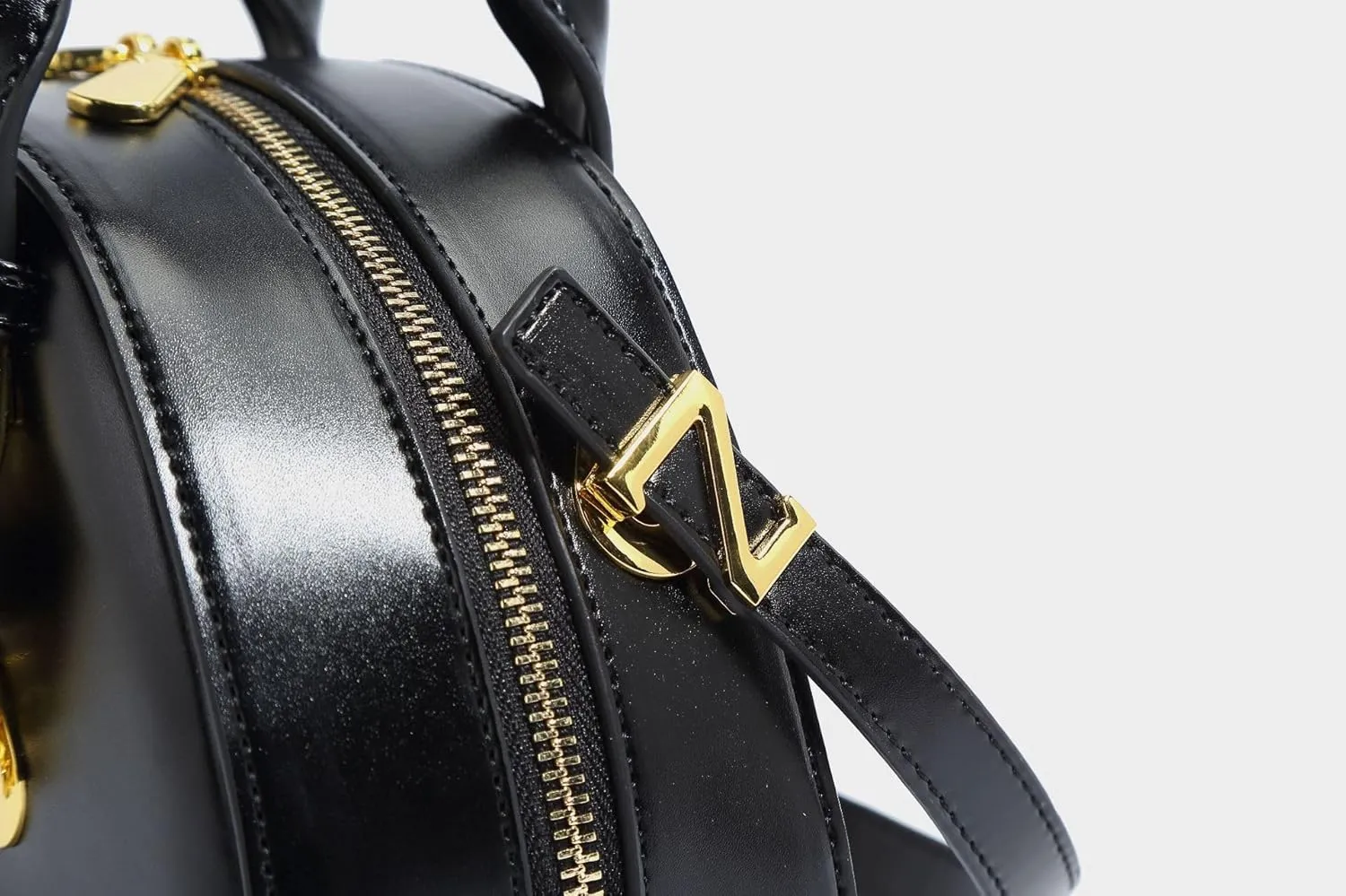 Fashion Crossbody Bag for Women Y2k Purse Aesthetic Trendy Shoulder Bag Chic Sling Purse Demure Coquette Fairy Purse (black)