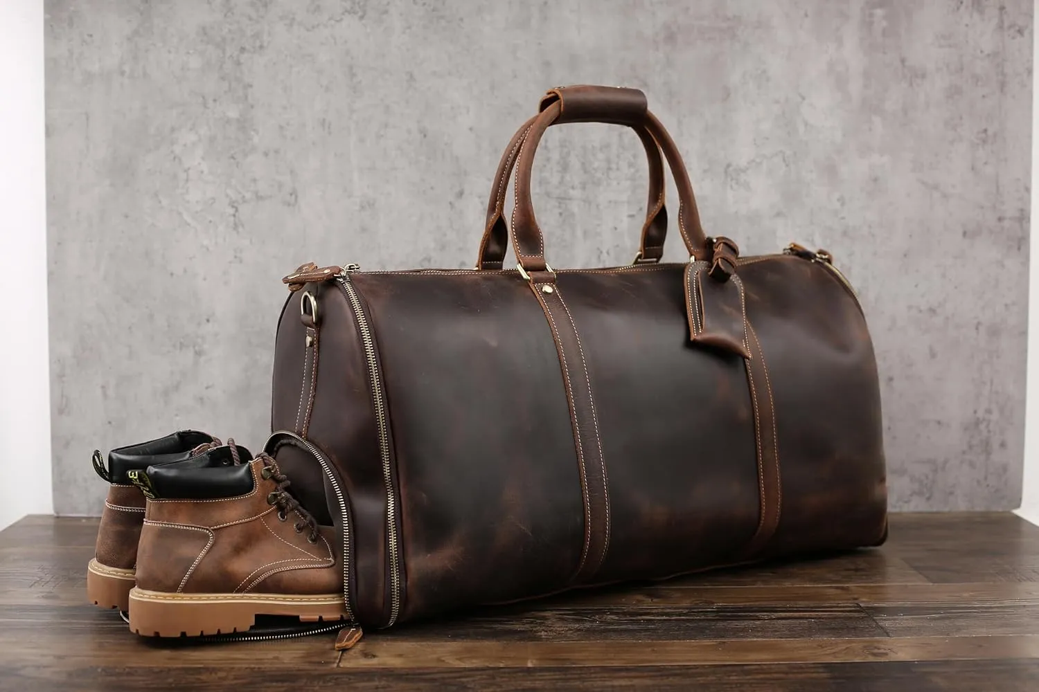 Genuine Leather Convertible Garment Bag with Shoes Compartmen Customized Full Grain Leather Carry on Duffle Bag for Men Women Weekender Hanging Business Suitcase for Travel Suit Coffee