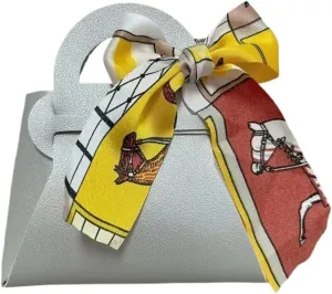 Gift Bags 20PCS Leather Gift Bags Bow Ribbon Packaging Bag Wedding Favour Distributions Bags Christmas Candy Packaging Box Handbag(Silvery,Small)