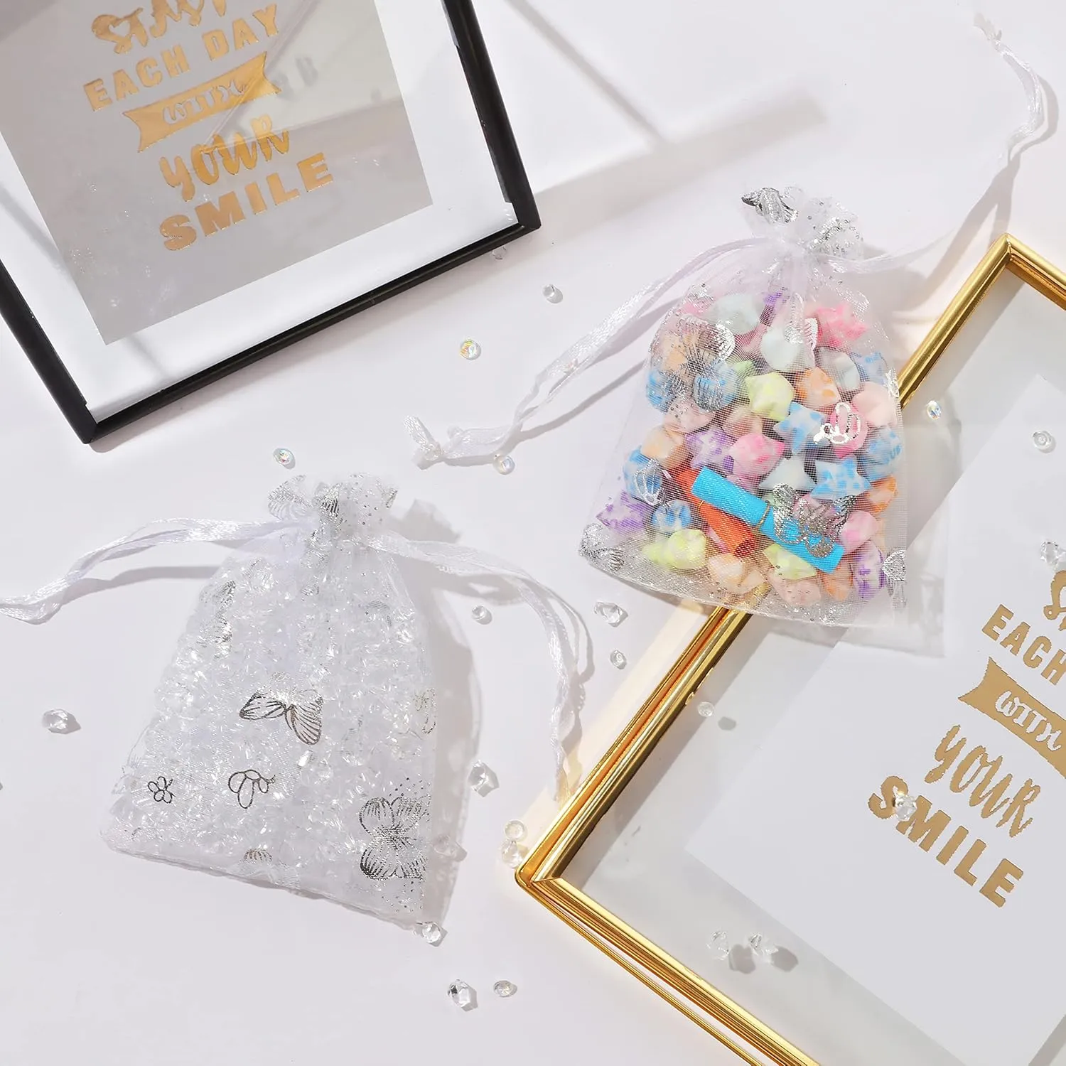 J&Rey Home 100 Pcs Butterfly Organza Jewelry Gift Pouch Candy Pouch Drawstring Wedding Favor Bags（5x7 Inch, White-Silver）