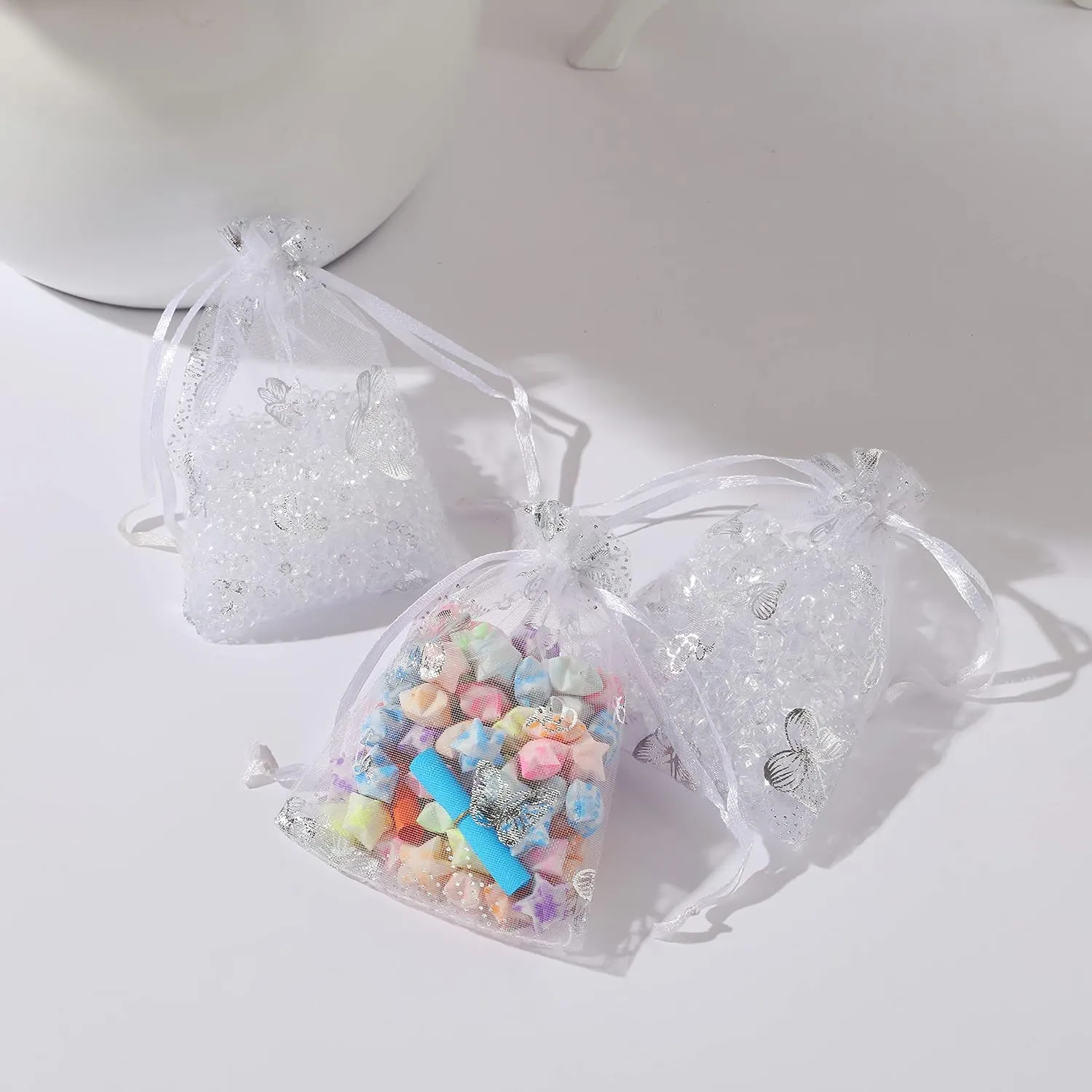 J&Rey Home 100 Pcs Butterfly Organza Jewelry Gift Pouch Candy Pouch Drawstring Wedding Favor Bags（5x7 Inch, White-Silver）