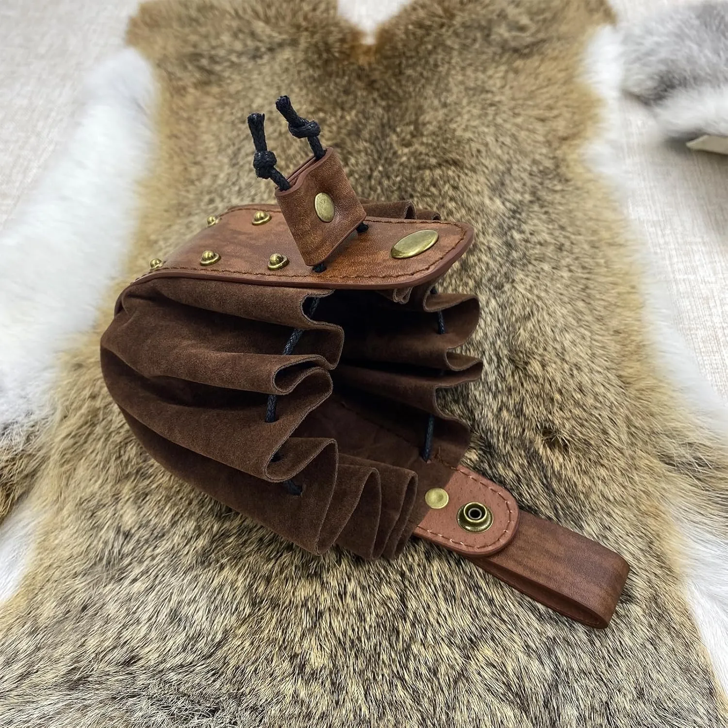 JAOYU Leather Drawstring Belt Pouch Renaissance Medieval Coin Pouch Leather Waist Pack Vintage Belt Pouch Dice Bag for LARP Ren Faire Accessories