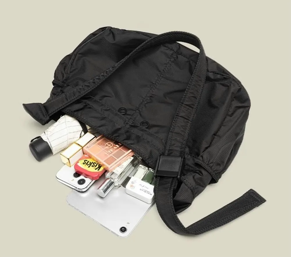 Large Crossbody Bags for Women Men Nylon Crescent Bag Casual Purse Shoulder Bag with Adjustable Strap
