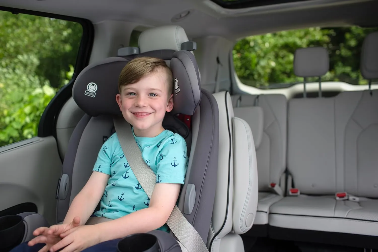 Safety 1st Grow and Go All-in-One Slim Convertible Car Seat, Rear Facing, 5-40 lbs, Forward Facing (30–65 lbs), High Back Booster Seat 40-100 pounds, High Street